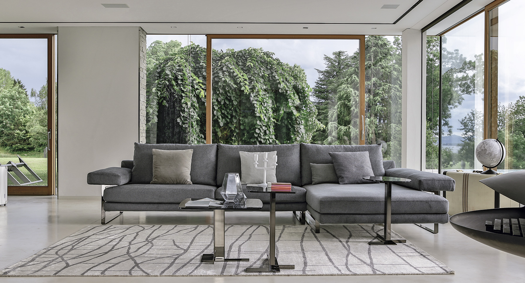 Living - Divani Moderni: Scopriamo insieme la scelta tra design pratico e funzionalità. 5 divani moderni foto